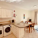 Bicos M By Check-in Portugal البوفيرا