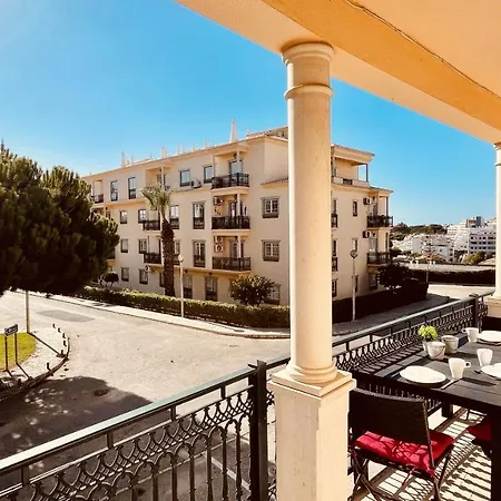 Bicos M By Check-in Portugal