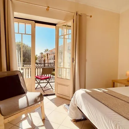 Bicos M By Check-in Portugal